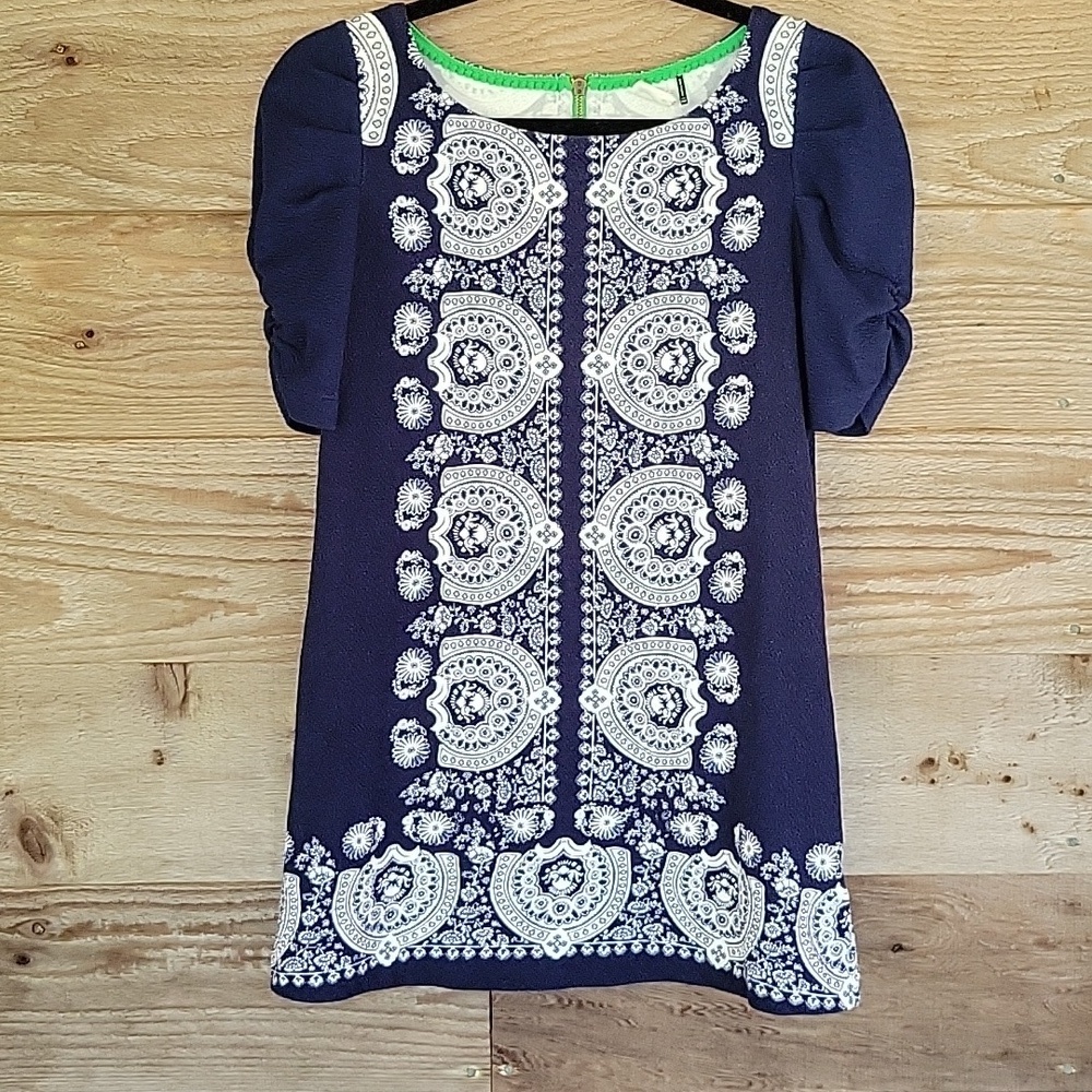 Akemi + Kin XXS Peteti Blue and White Patterned Top